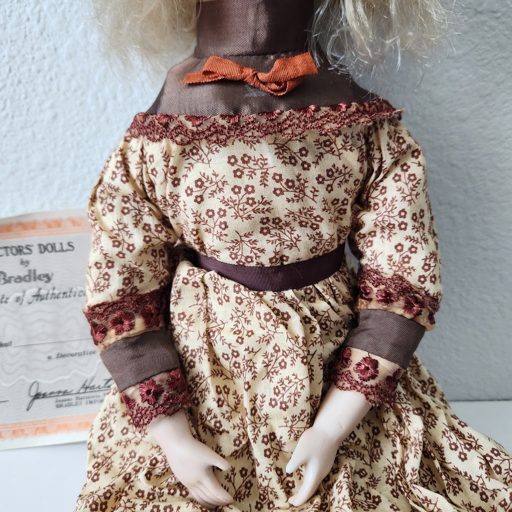 HAUNTED Collectors Porcelain Bradley Doll Blonde Hair Blue Eye Certificate BR121 - Picture 5 of 12